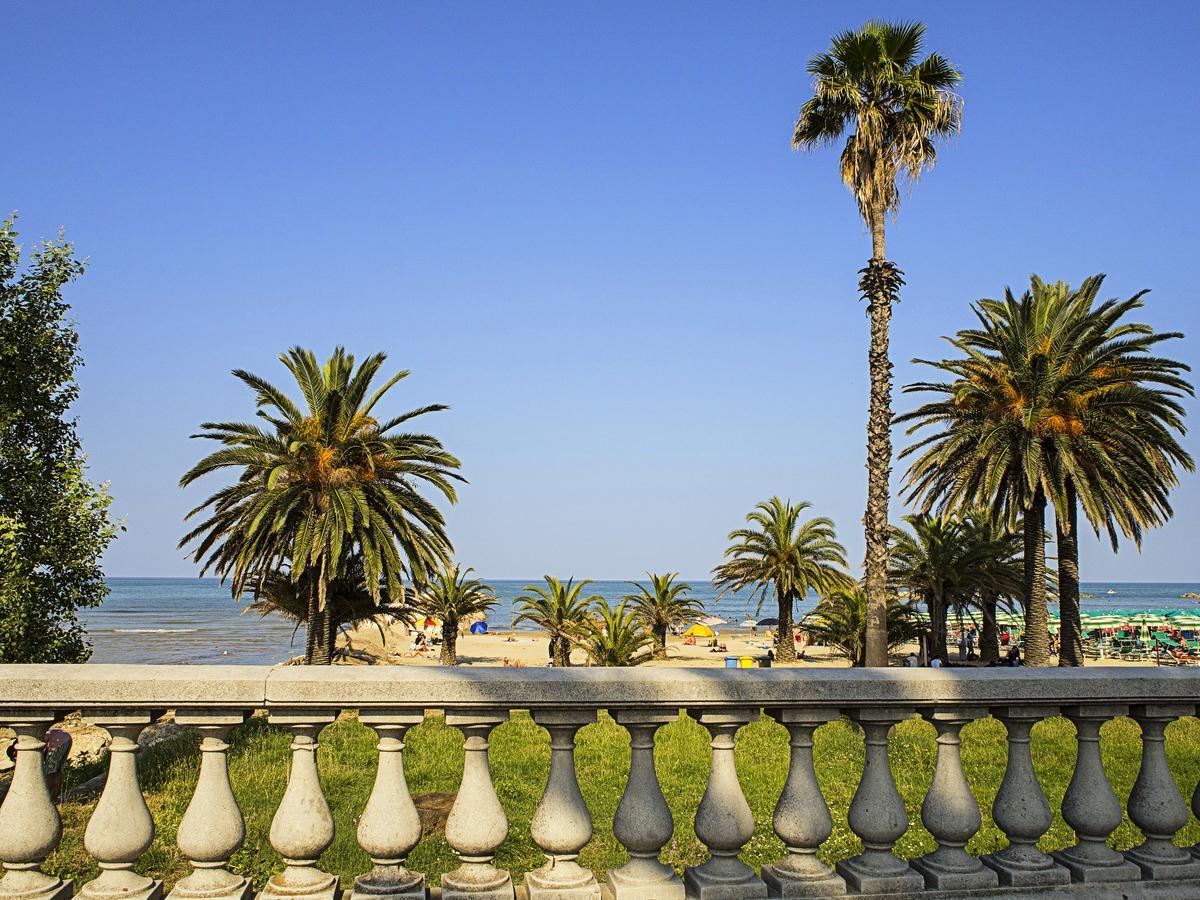 סן בנדטו דל טרנטו B&B Incanto Sotto Il Mare מראה חיצוני תמונה